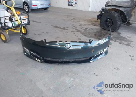 2013 Tesla Model S Performance z USA, uszkodzony, nr VIN 5YJSA1CP5DFP13200